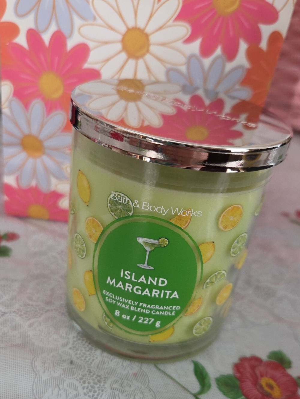 Nwt Bath & Body Works Island Margarita Candle - Lime Green